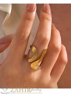 Мега як пръстен от неръждаема стомана асиметричен дизайн, изящна изработка с гравировка ,златно покритие - P1631